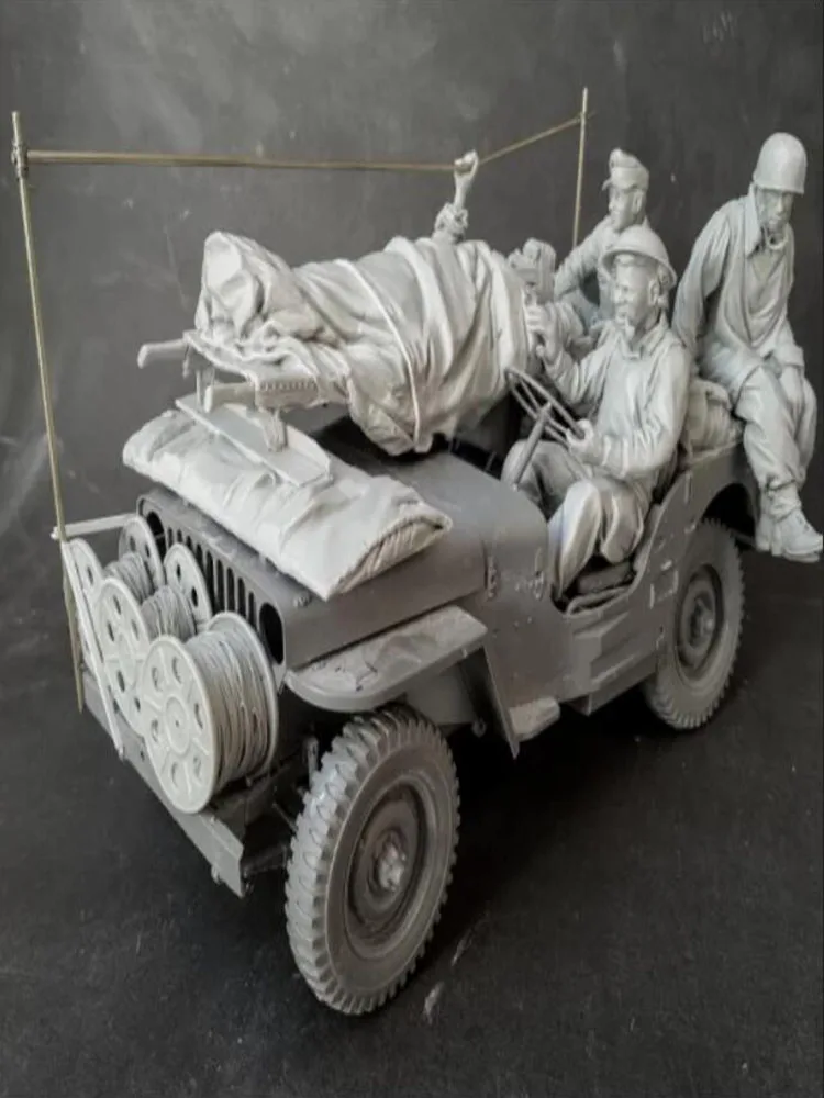 Разобранная 1/16 экипажей скорой помощи в Италии (4 фигурки) Статуэтка из смолы