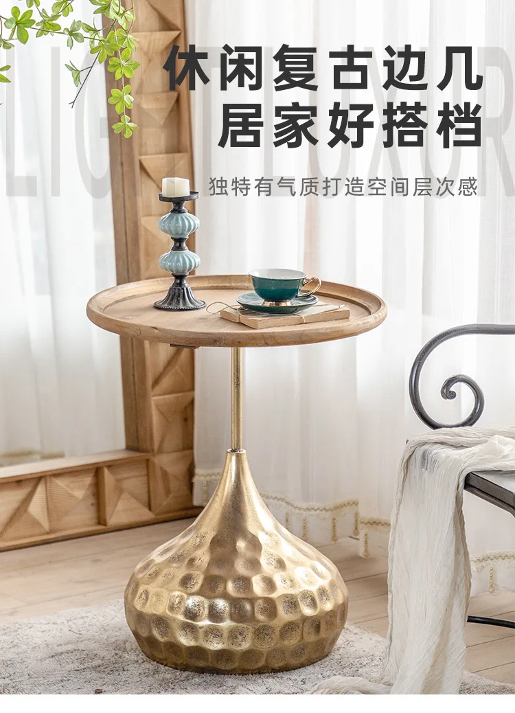 Маленький круглый стол в американском ретро стиле из массива дерева угловой