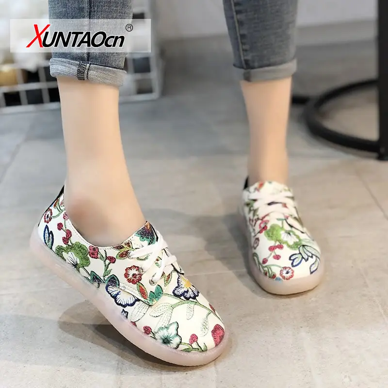 

Sneakers Women Spring Autumn Woman Casual Fashion Shoes Size 35-43 Graffiti Ladies Vulcanized Shoes White Sneakers Lover Shoes