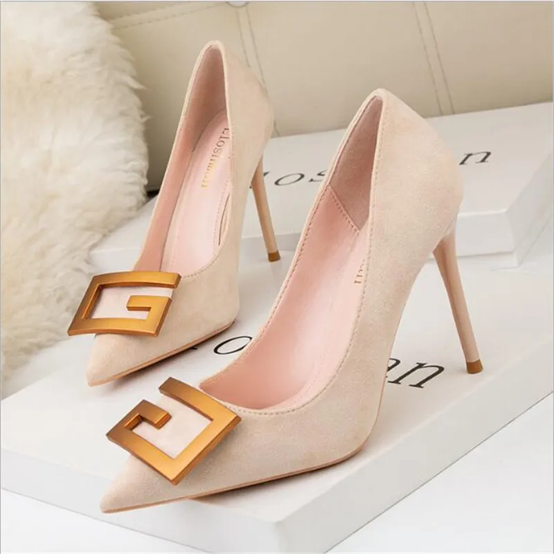 2022 HOT Elegant Metal Buckle Show Thin Women's Sandals Solid Patent Leather Pointed Toe Fashion Brand High Heels Women Shoes