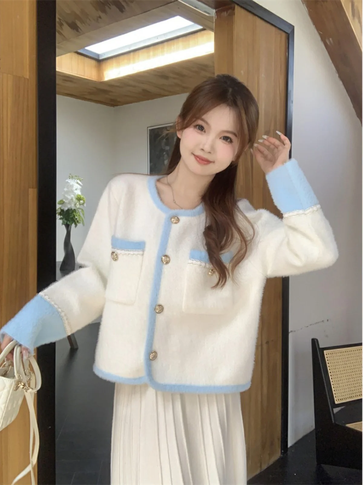 Милый изящный свитер контрастного цвета с длинными рукавами верхняя одежда