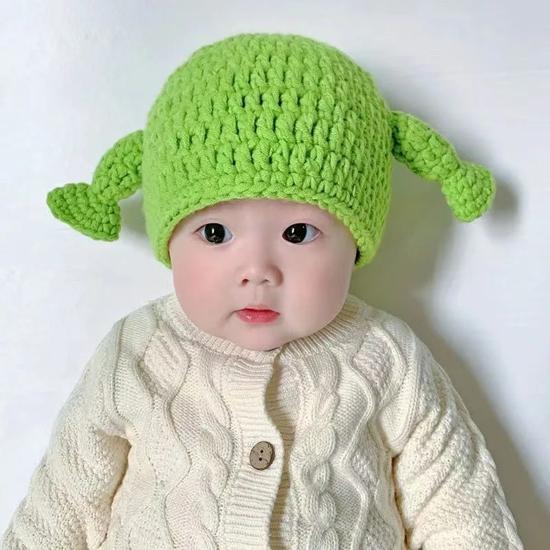 Шапка-бини вязаная детская на осень/зиму