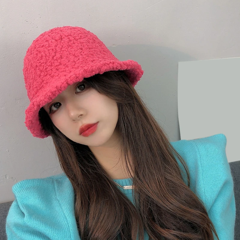 

2022 New Women's Winter Bucket Hat Felt Lamb Wool For Girl Autumn And Winter Fashion Fur Panama Hip Hop Hat Off White Cap