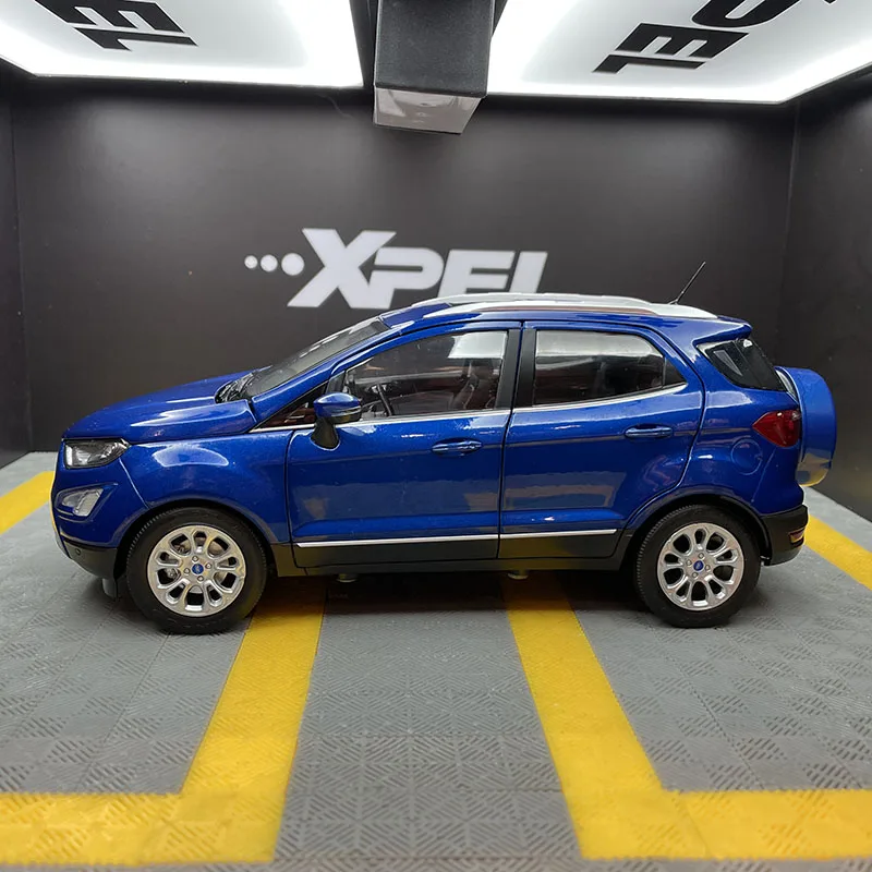 1: 18 оригинальная модель автомобиля Yibo ECOSPORT SUV из сплава + небольшой подарок