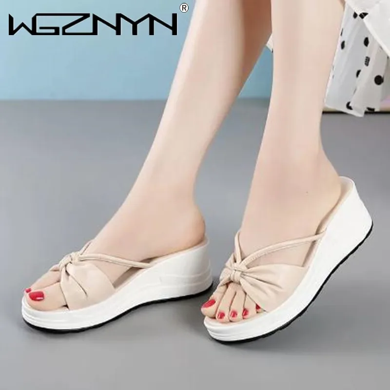 

Сланцы женские на платформе, Мягкие Шлепанцы на танкетке, удобные пляжные роскошные римские туфли из искусственной кожи, летняя модель