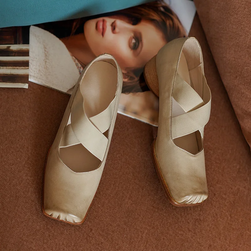 Туфли женские в ретро стиле квадратный носок перекрестная шнуровка повседневные