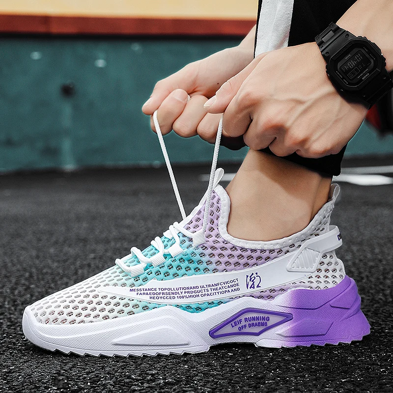 

2022 Summer New Mens Sneakers Mesh Breathable Running Shoes Comfortable Low Top Sneakers Lace Up Wear-Resisting Jogging Shoes