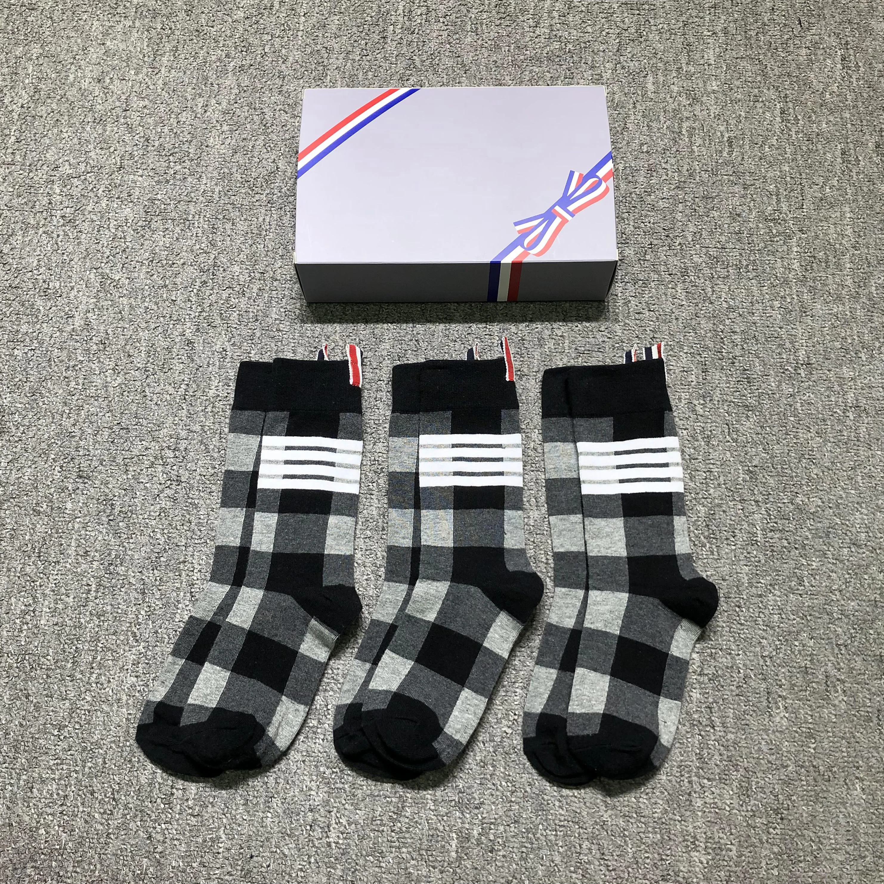 

TB THOM Men's Socks Korean Design 4-Bar Stripes Grid Socks Women's Cotton Street Fashion Kwaii Casual Stockings