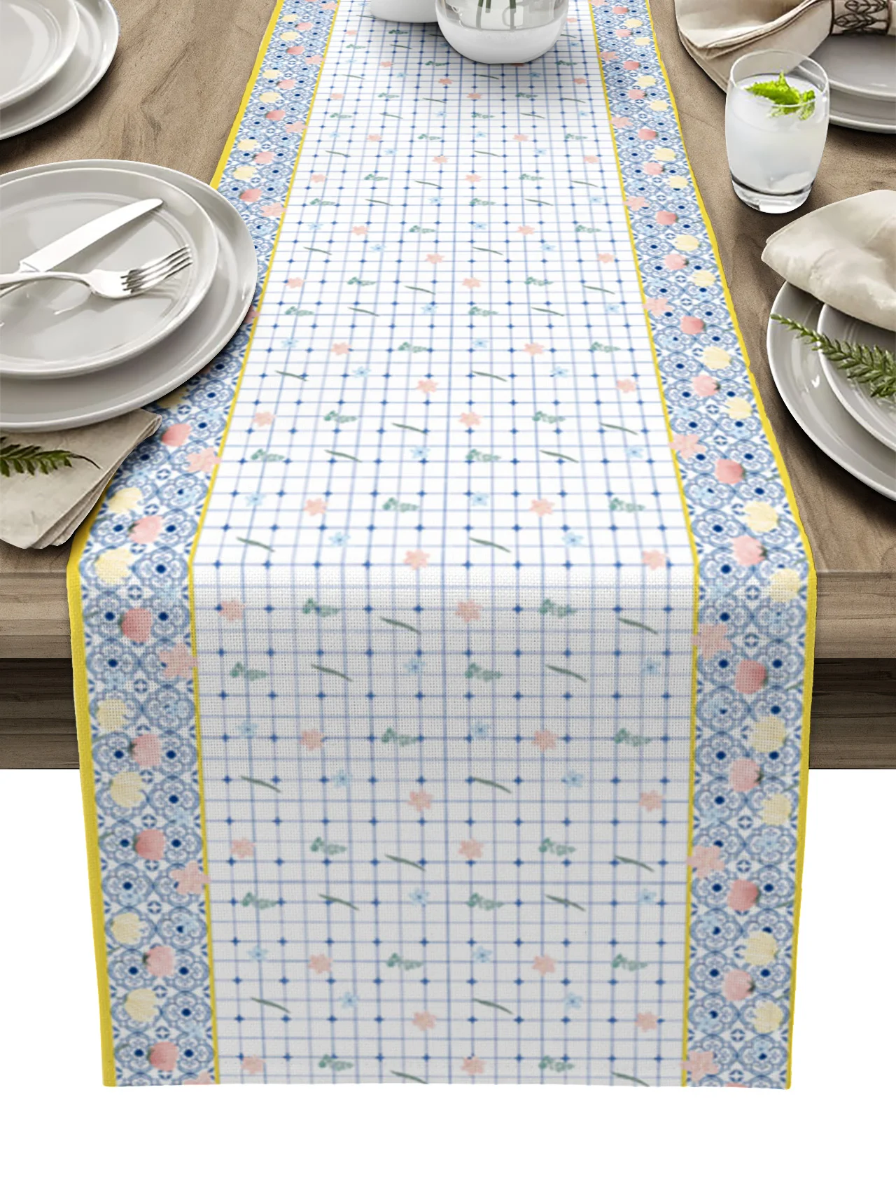 

Tiled Mandala Pattern Table Runners Garden Balcony Printed Tablecloths Table Mat for Living Room Kitchen Dinning Table