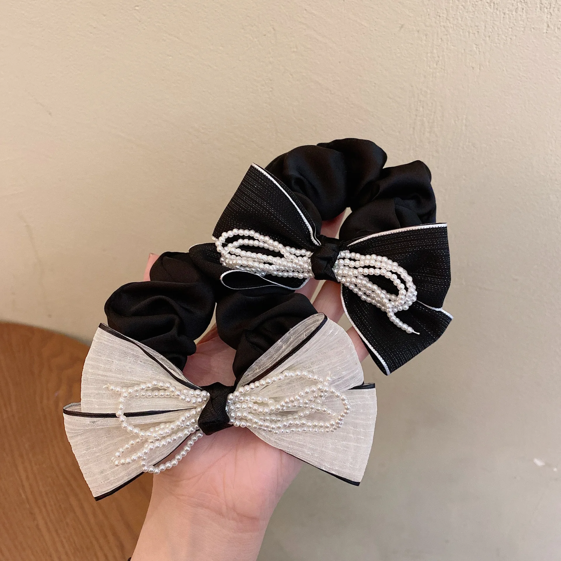 

Elegant Sweet Women hair rope Silky cloth art hair accessories Adult Ponytail Holder Ties Accessories Ladies Elastic Hair Bands