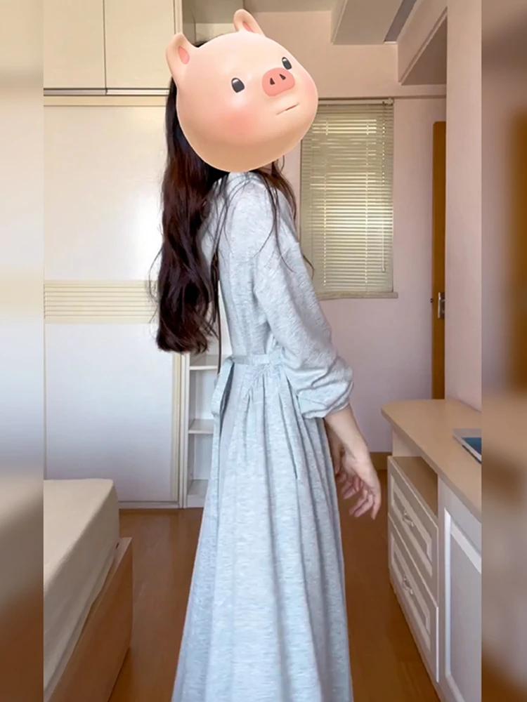 Серое платье-толстовка с длинными рукавами женское осенне-зимнее платье 2024 новая