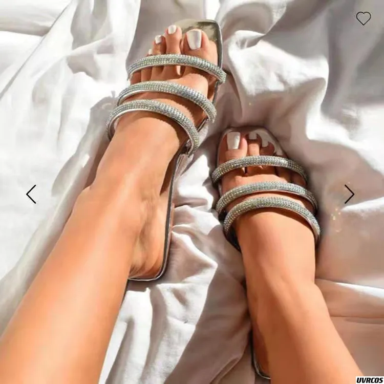 

Summer 2022 new fashion women's sandals diamond bar flat large size flip-flops large size women shoes