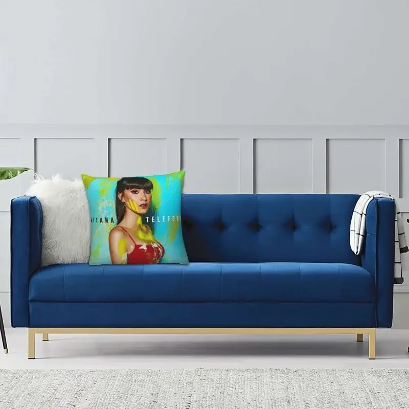 Бархатные милые наволочки для дивана с испанской певицей 40x40 см