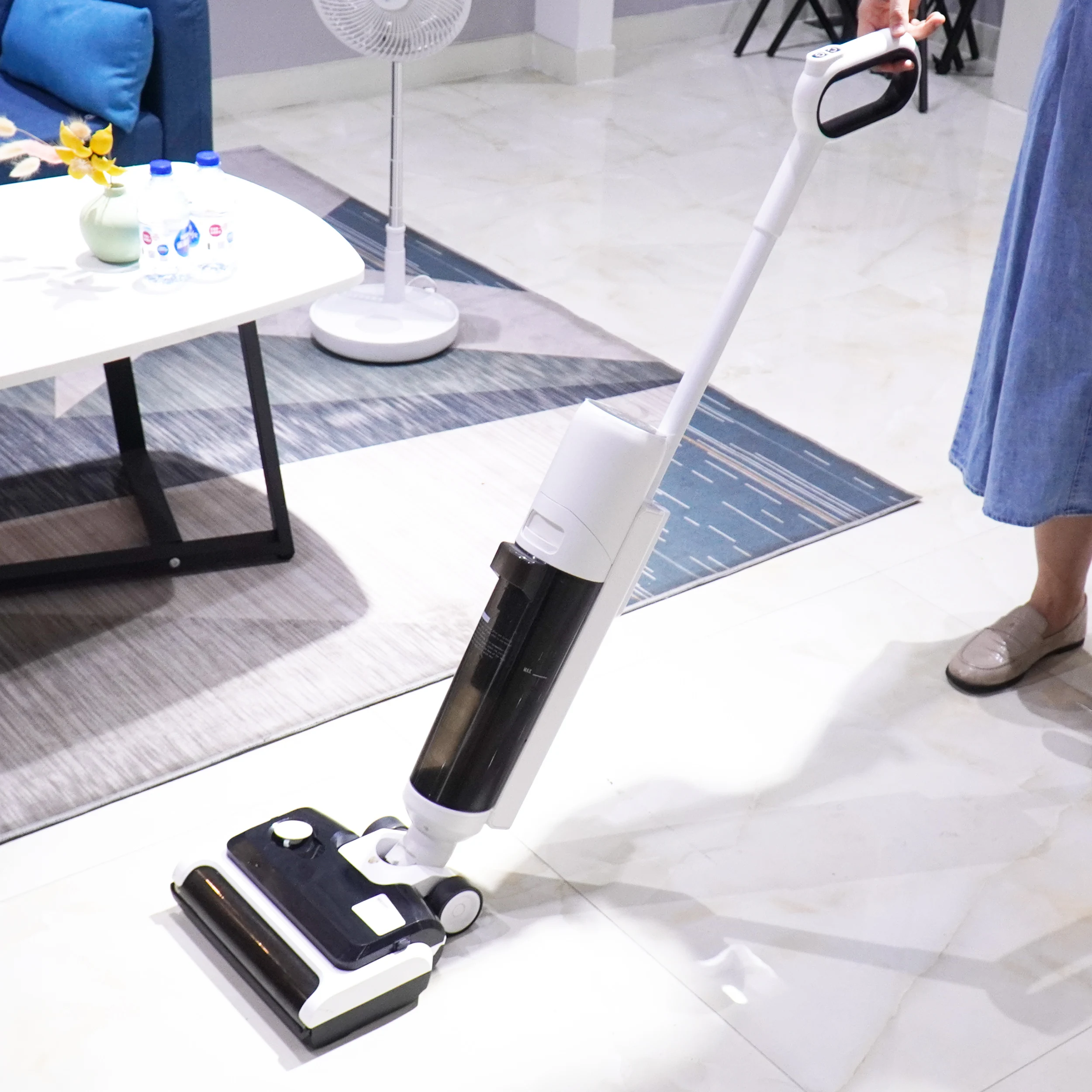 

Best selling Household appliance clean carpet BLDC super silent wet dry use vacuum cleaner