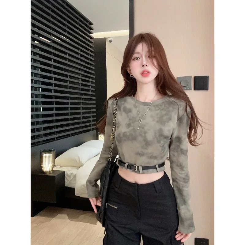 

American retro tie-dye long-sleeved T-shirt for women in autumn new style unique chic fashion short top with bottoming shirt