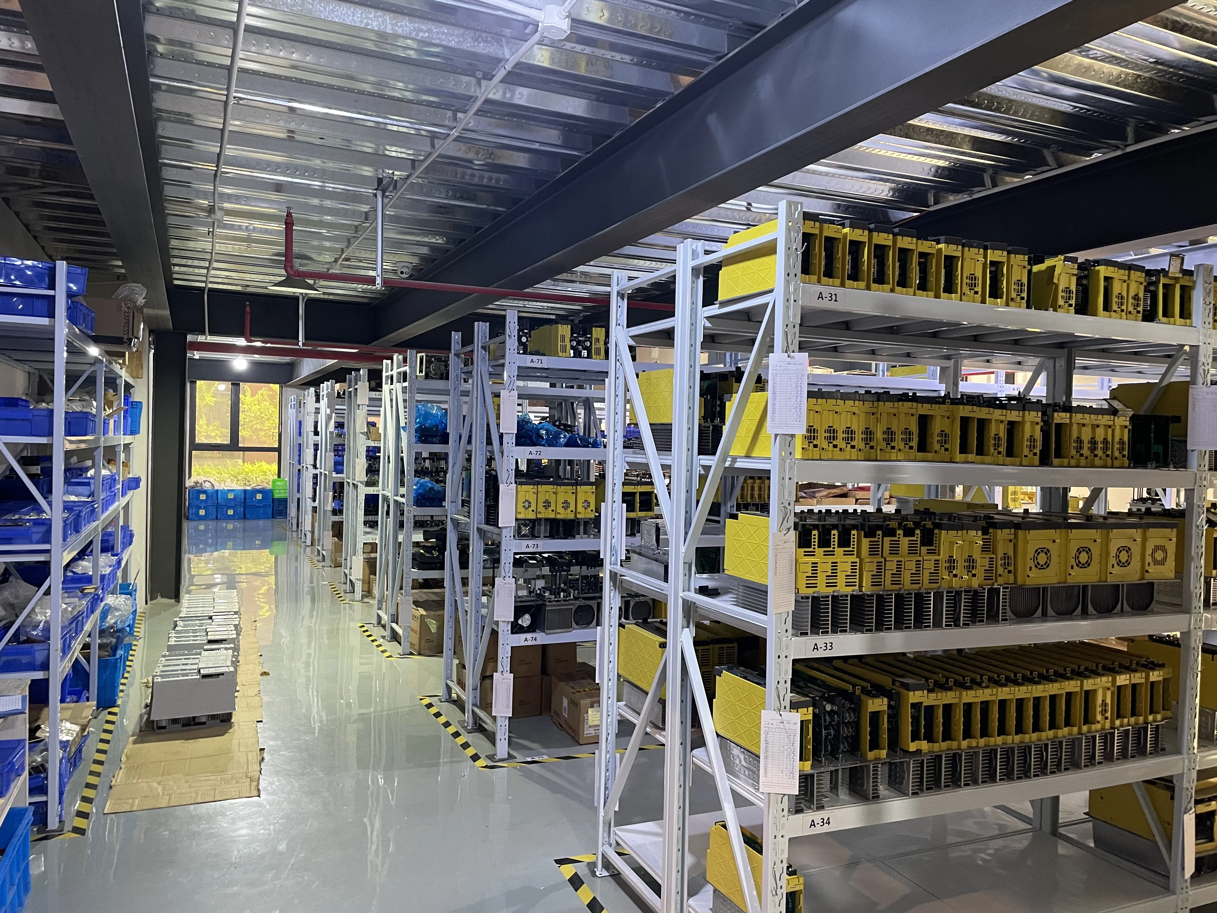 Б/у гарантия 1 год флэш-накопитель с сервоприводом MIV06A1B5