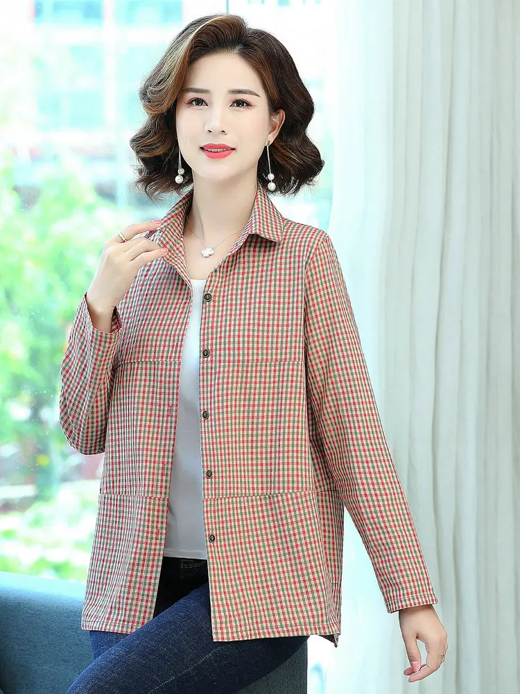 Женская хлопковая рубашка в красно-зеленую клетку с отложным воротником