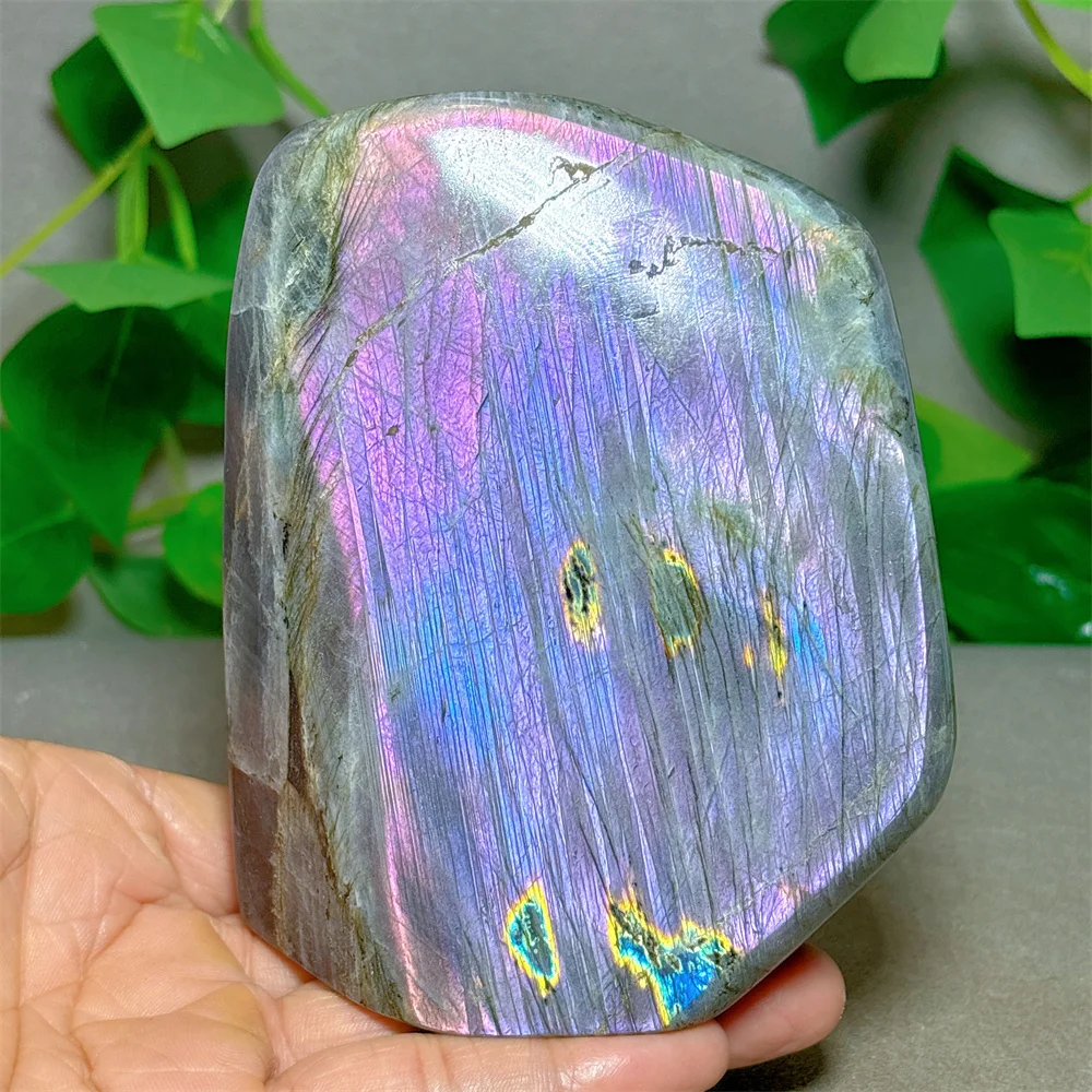 Лабрадорит форма в ассортименте