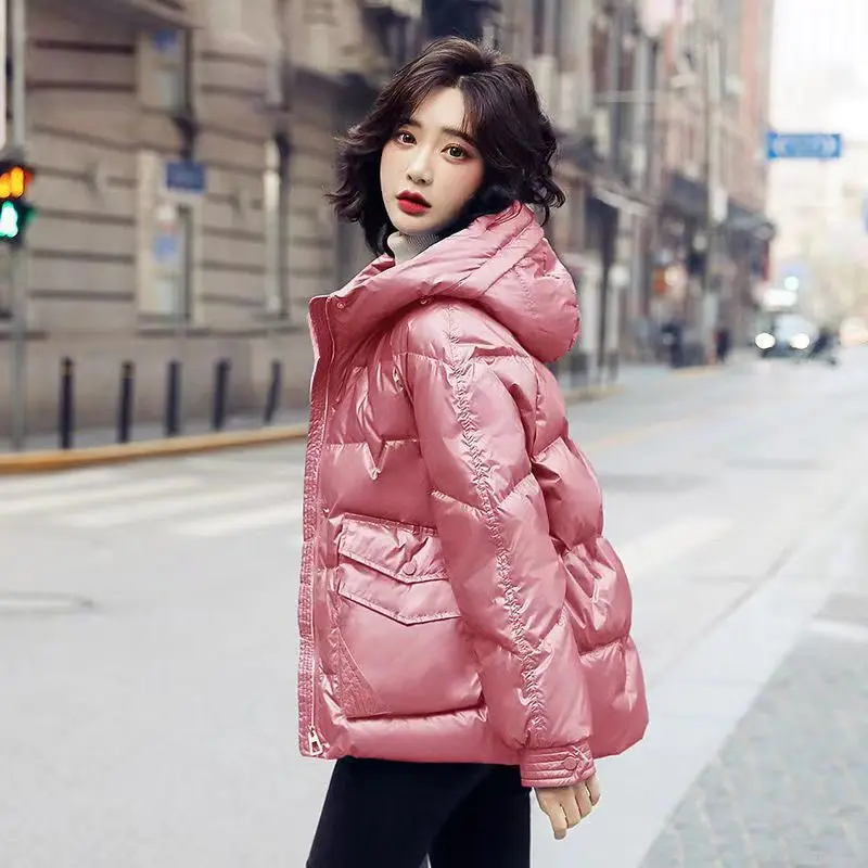 

2023 New Female Casual Jackets Hot Tops Cotton Padded Hooded Short Jacket Winter Warm Coat Loose Short Parkas Outwear T48