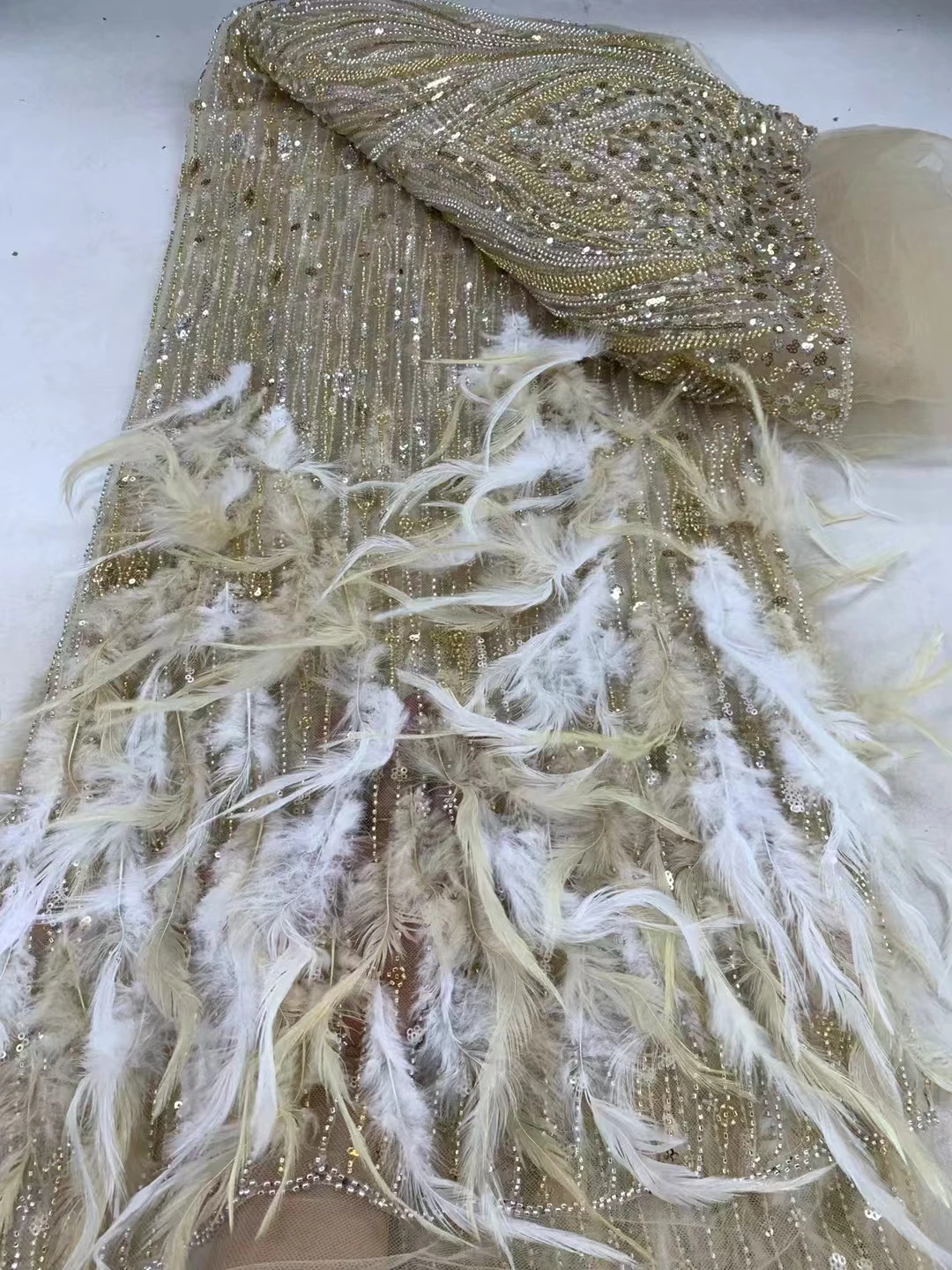 3D кружевная ткань с трехмерной вышивкой перьев Европейское и американское