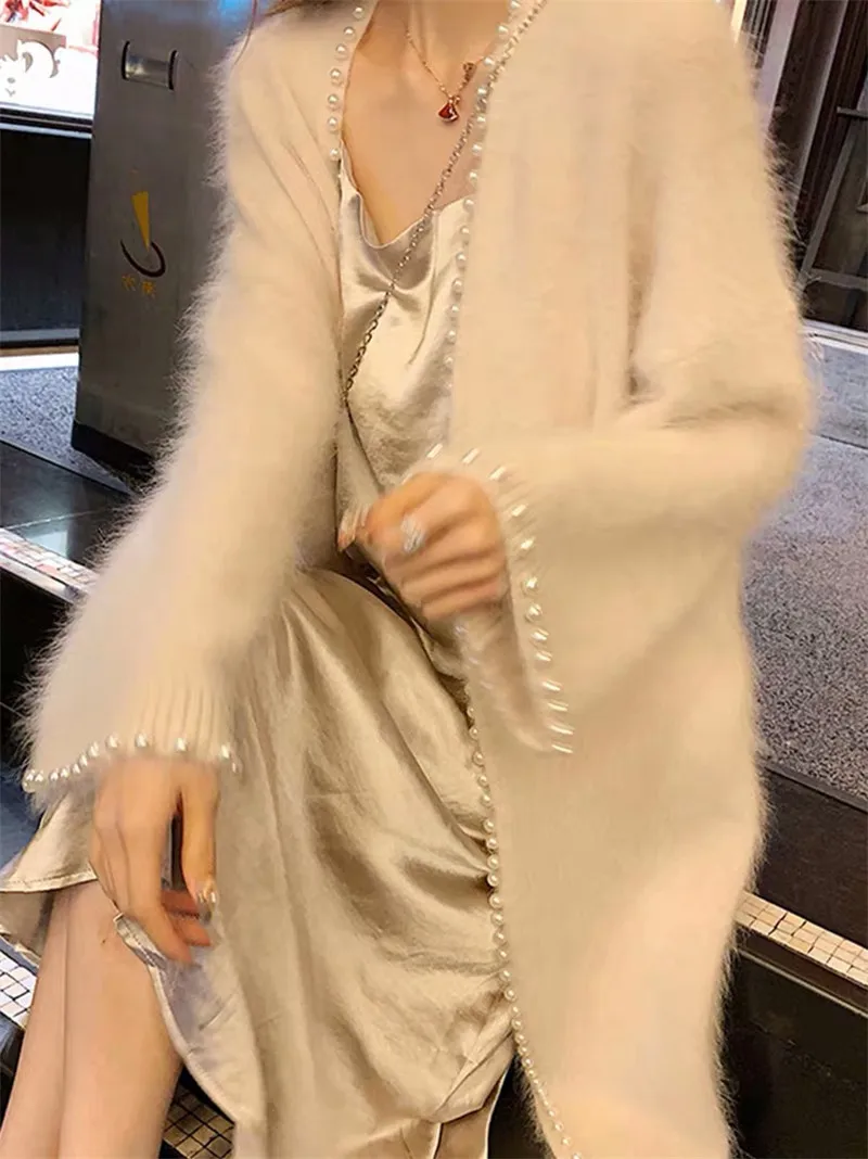 

Норковый бархатный свитер с жемчугом, Женская осенне-зимняя Свободная верхняя одежда средней длины в ленивом стиле, вязаный кардиган с длинными рукавами, пальто