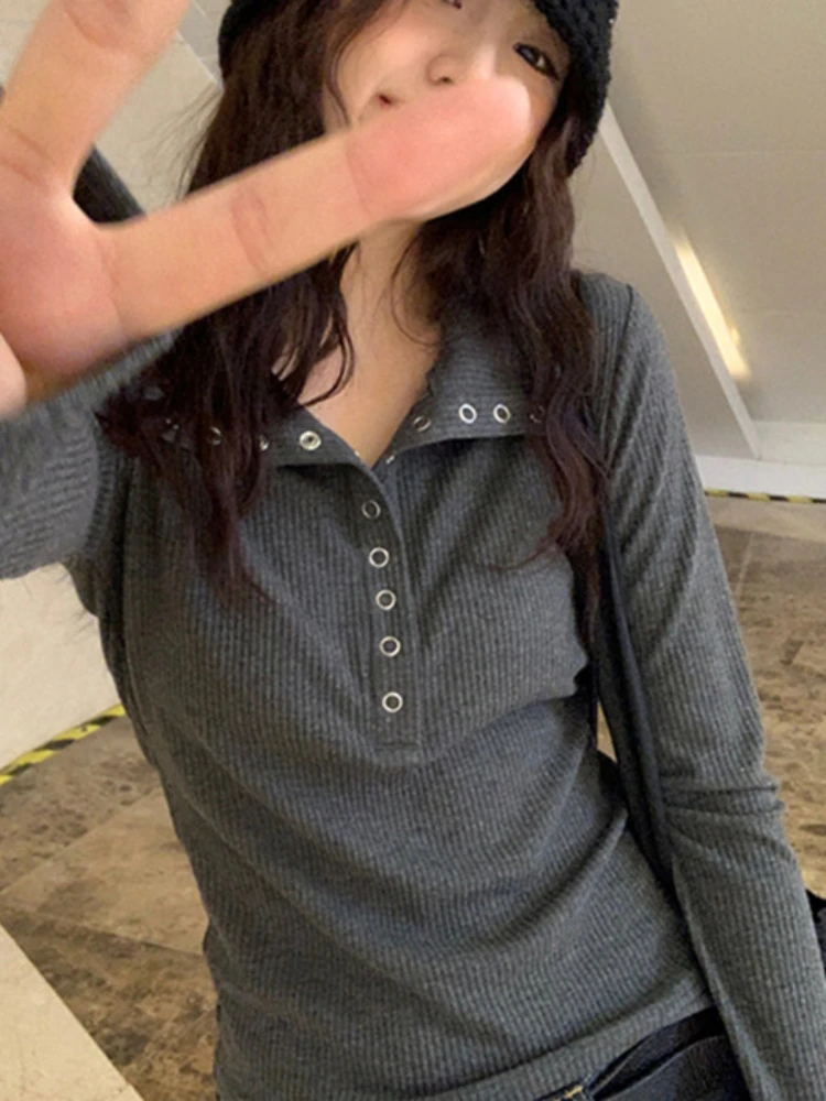 Женский свитер с отложным воротником на пуговицах длинным рукавом