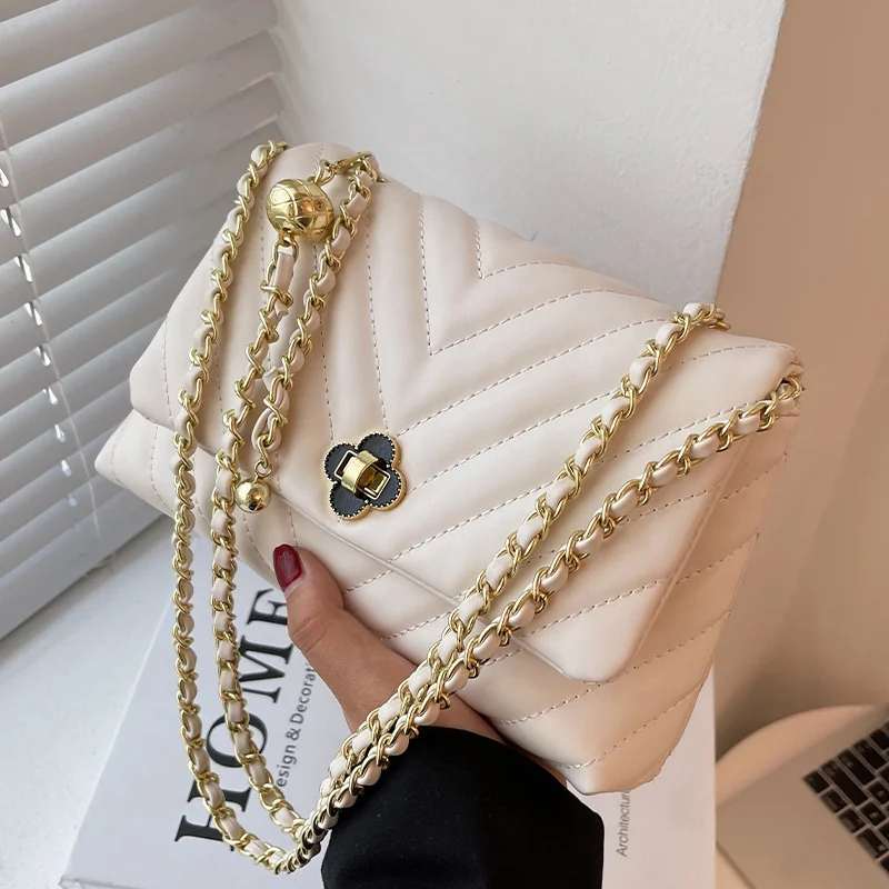 

Japan Korea Popular Chain Bag Female Summer 2022 New Fashion Niche Small Square Versatile One Shoulder Messenger Bag VGR5