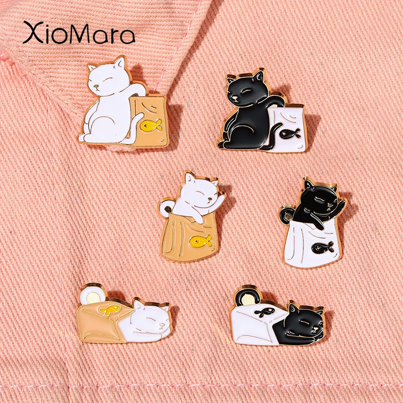 

Cute Cat Enamel Pins Lazy Loving Fish Black and White Kitten Brooches On Backpack Cartoon Gift For Friend Kids Party Jewelry