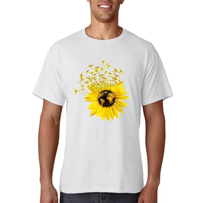 

Женская футболка с коротким рукавом, круглым вырезом и принтом