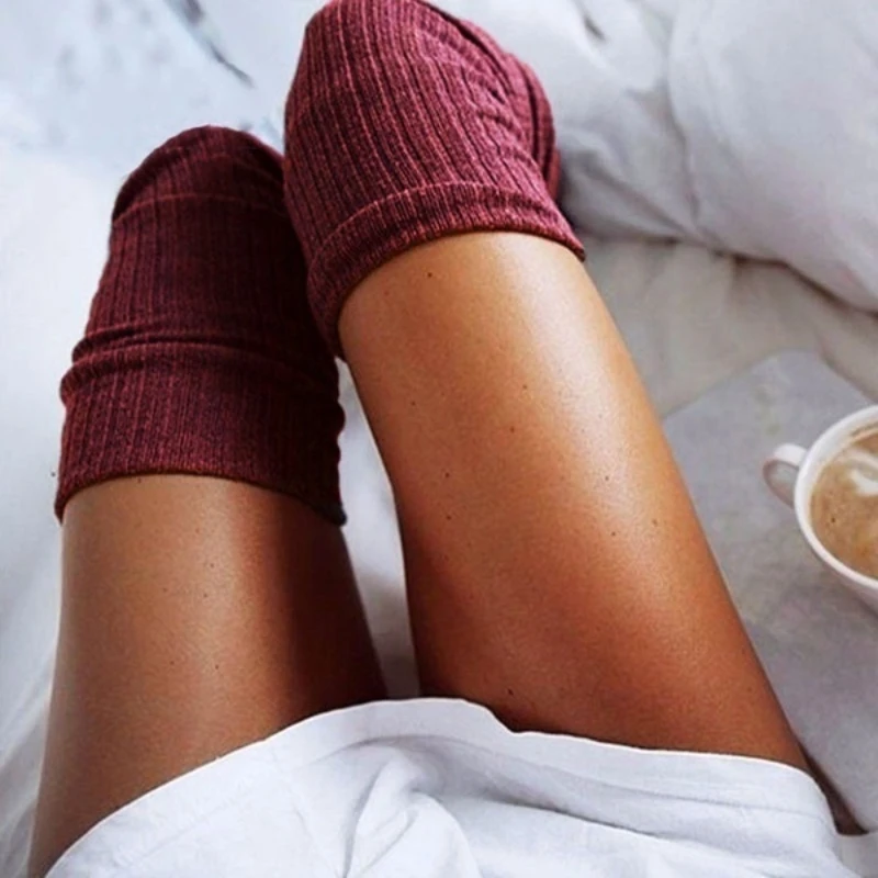 Высокие хлопковые носки