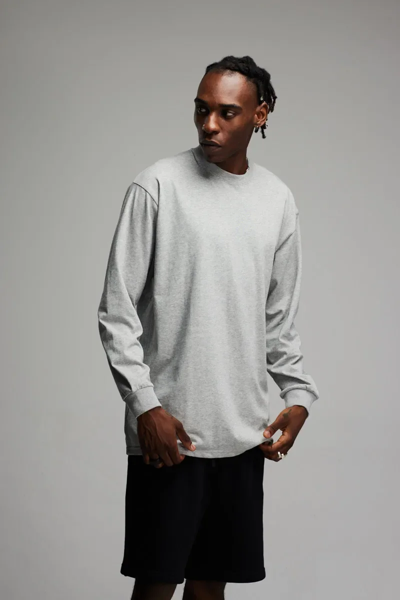 American Pure Cotton Solid Color Mens T-shirt Trend Loose Neckline with Double Gauze Material Base Long Sleeves Men Clothing