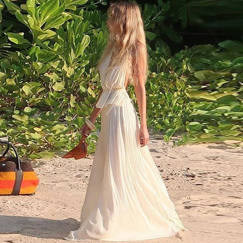 Женский плиссированный костюм с V-образным вырезом и открытой спиной