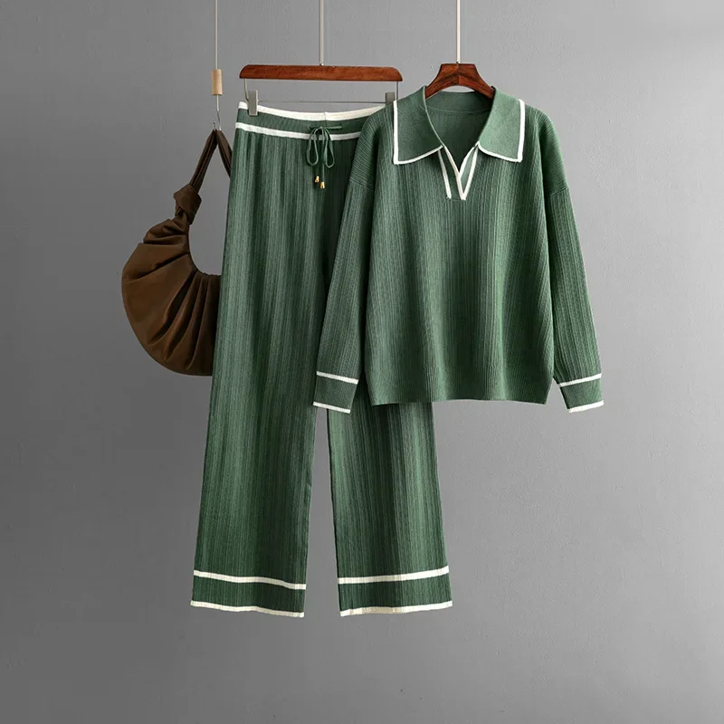 Костюм спортивный женский трикотажный из Свитера и прямых брюк