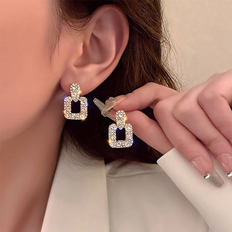 

Gorgeous Popular Women's Drop Earrings Full with Dazzling CZ Stone Sparkling Earrings Square Party Jewelry Pendientes Gift