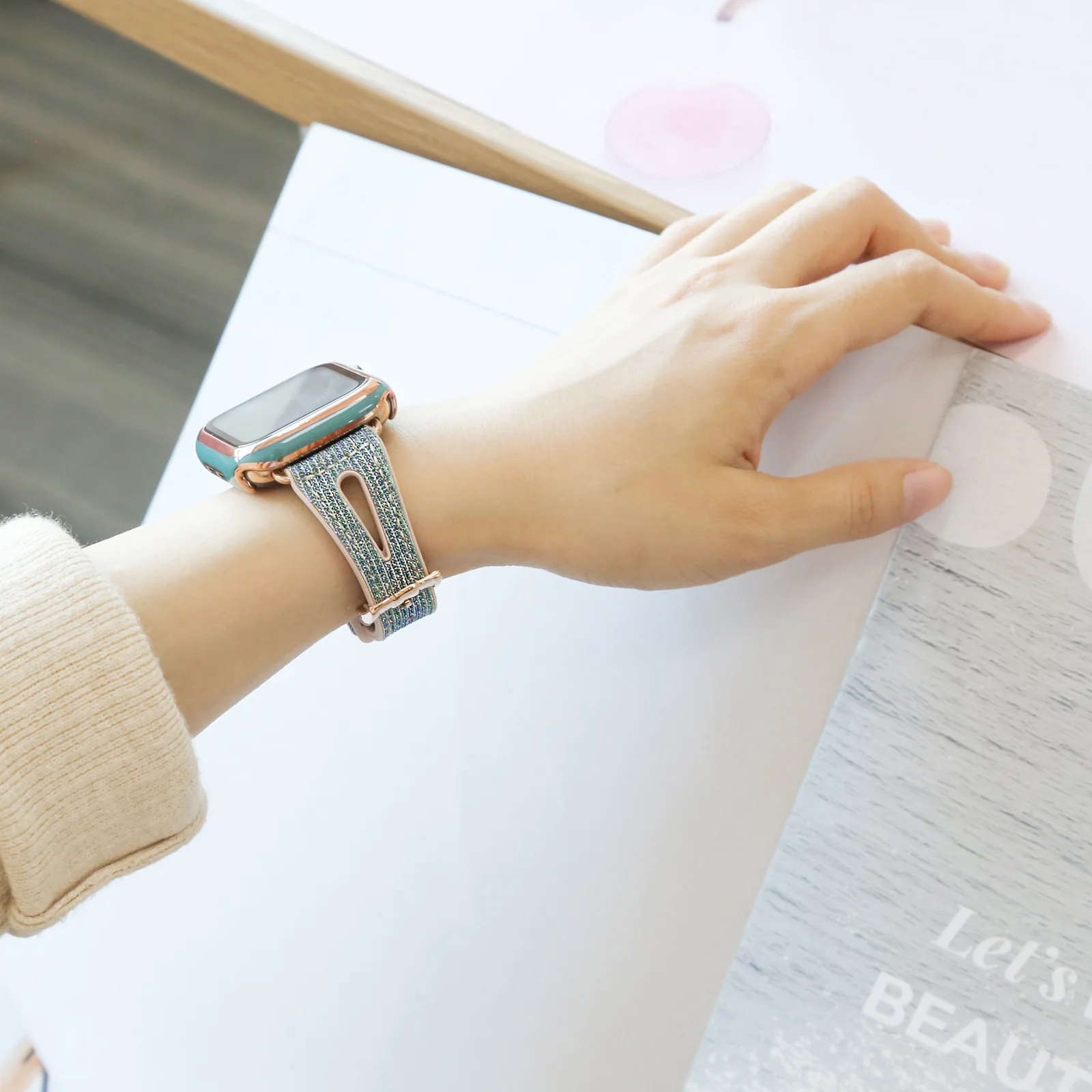 Bling Thin Strap for Apple Watch Band 45mm 44mm 41mm 40mm 38mm correa women Silicone Bracelet for iWatch Series 8 7 SE 6 5 Belt