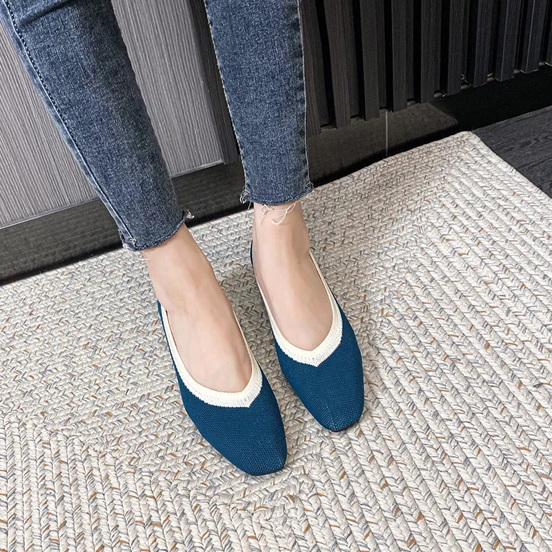 2022 Spring Summer Thick Heel Shoes Women's Square Head Shallow Mouth Princess Knitting Mid-heel Temperament Women's Pumps