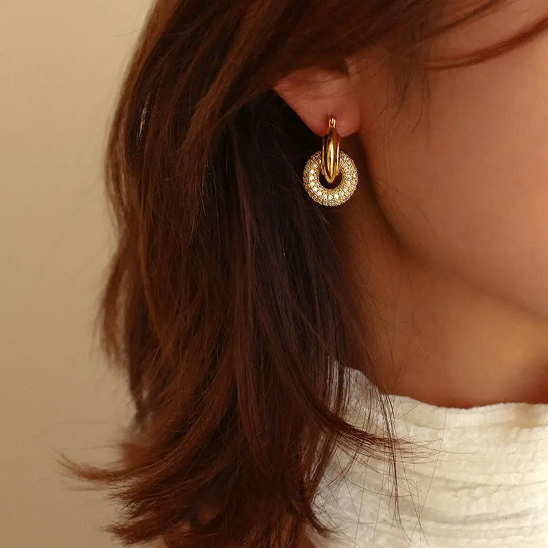 

Personality round Ear Clip Female Fashion Simple and Elegant Earrings