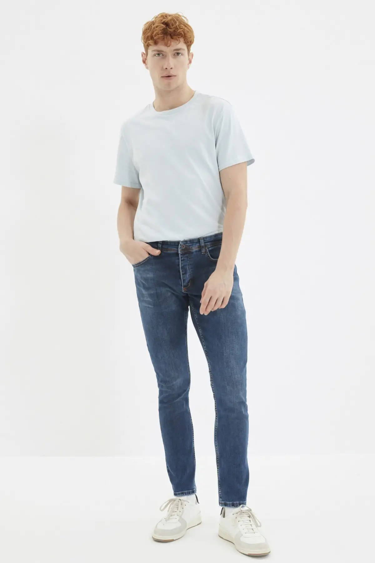 

Trendyol Male Skinny Fit Jeans TMNAW22JE0030