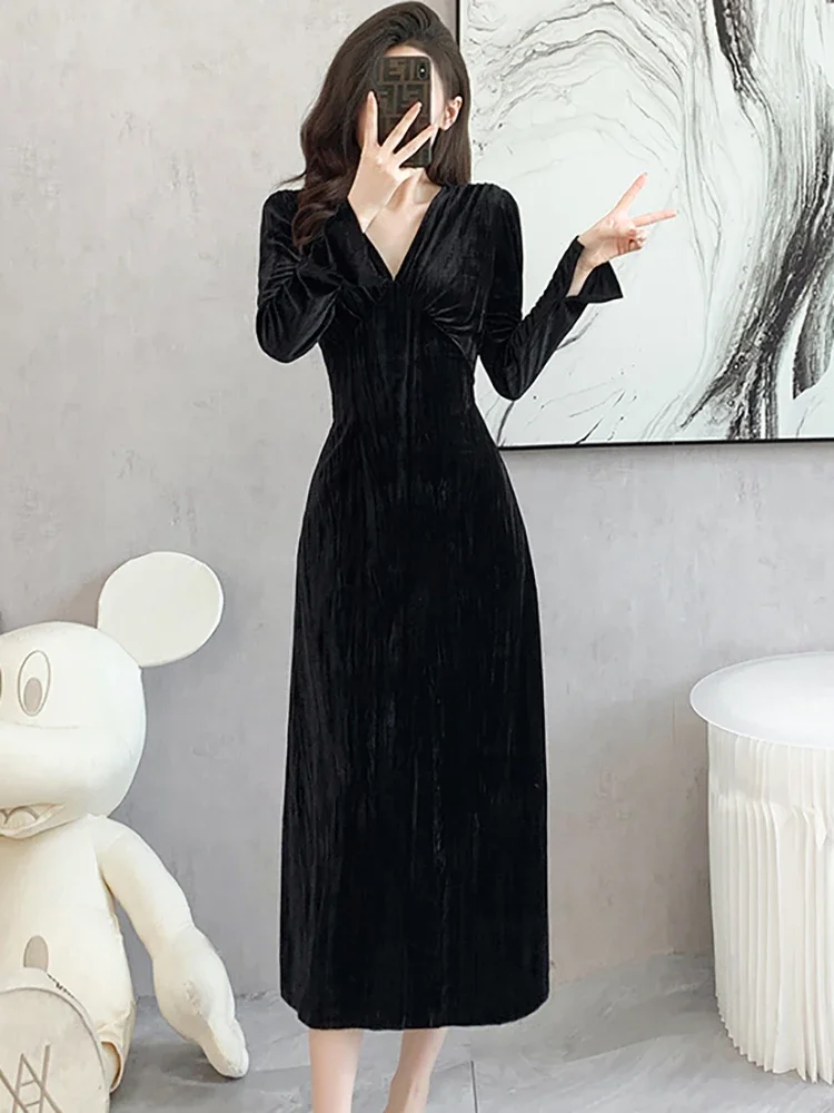 

Женское бархатное платье в стиле Хепберн, Черное длинное Плиссированное Платье с V-образным вырезом, элегантное облегающее платье в винтажном Корейском стиле, Осень-зима 2023