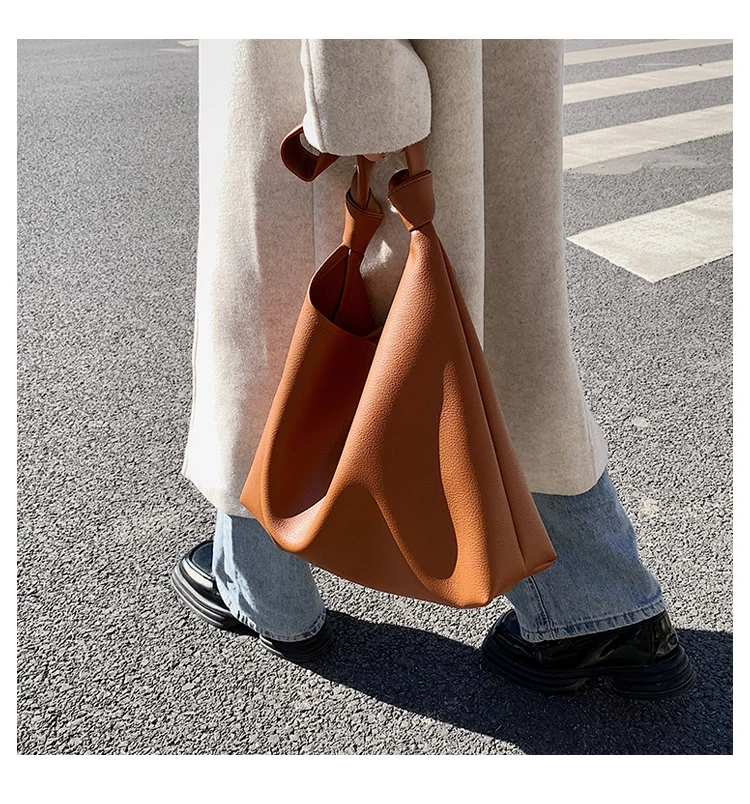 

Women PU Leather Tote Bags Fashion Chain Purses and Handbags Female Shopper Black Casual Large Capacity Shoulder Bag