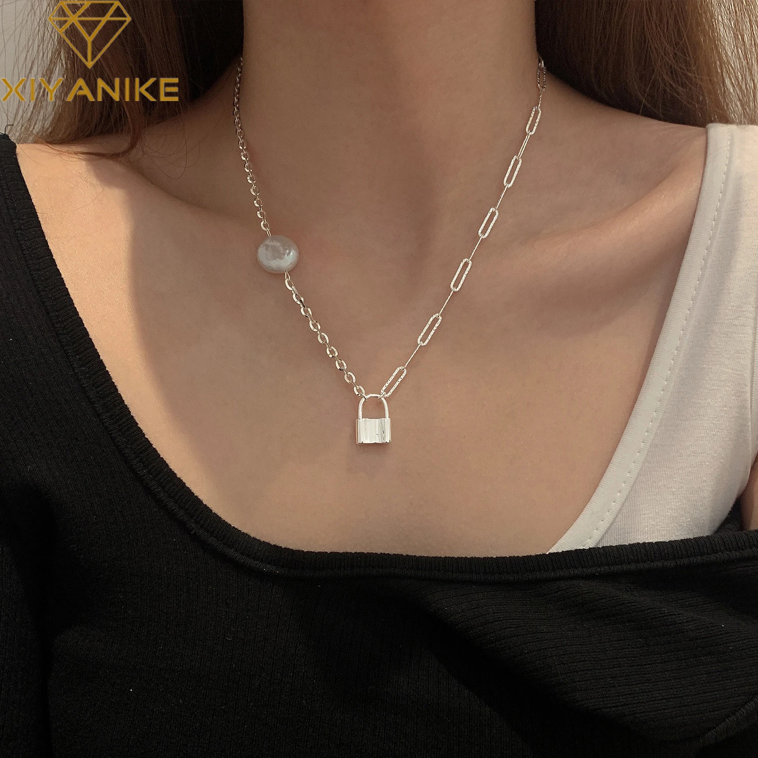 

XIYANIKE 2022 New Hip Pop Lock Pendant Choker Necklace For Women Girl Clavicle Chain Fashion Trendy Punk Jewelry Party collar