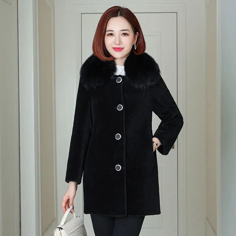 Winter Women High Quality Real Fur Coat Luxury Natural Fur Collar Loose OverCoat Thick Warm Large Size Female Plush Coats E677