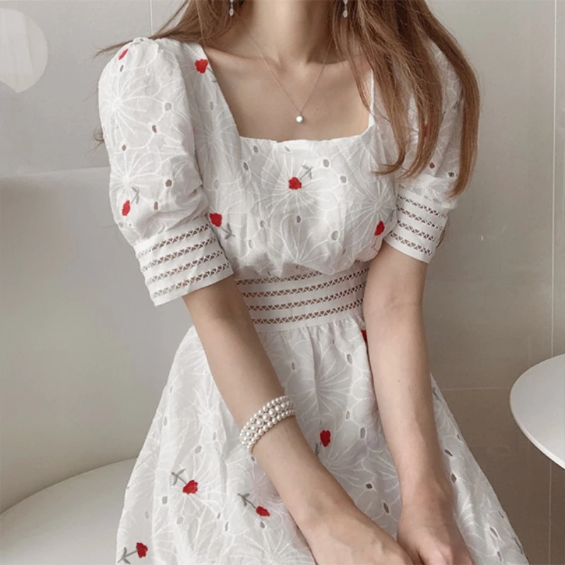 

White Lace Party Dress 2021 Summer Short Sleeve Floral Embroidery Midi Dress Printing Large Elegant Chic Dress Vestidos New