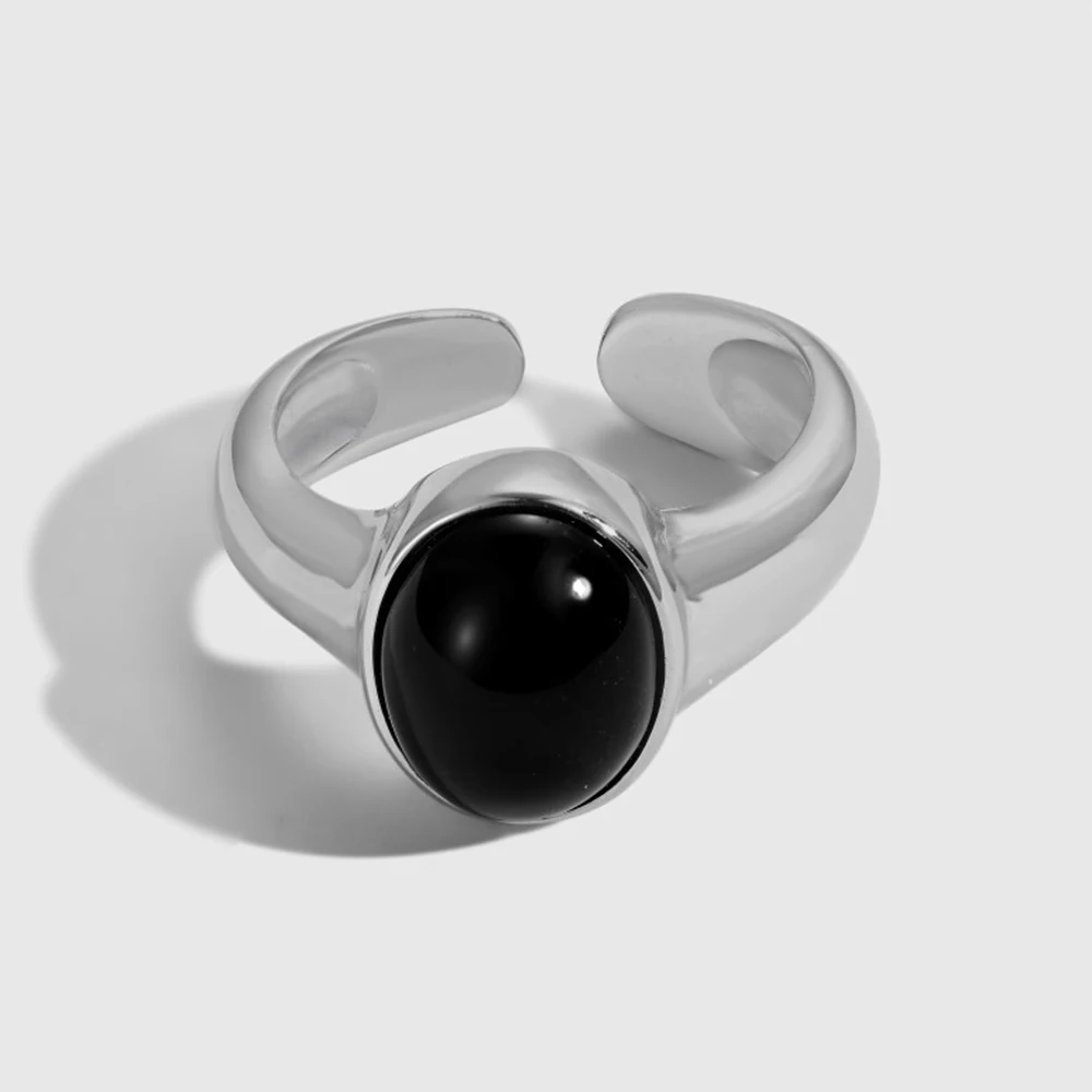 

S925 Sterling Silver Rings Women Oval Black Agate Ring Female Simple Retro Design Luxury Jewelry Gift Lady Party Banquet