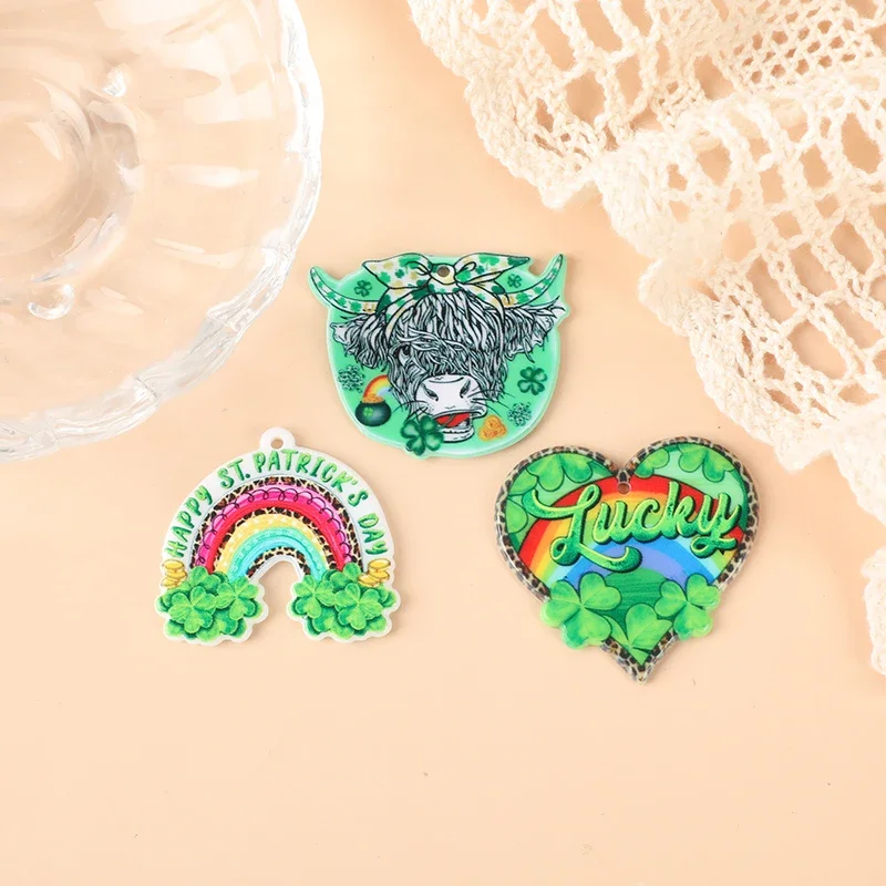 Шармы ко Дню Св. Патрика 6 шт. акриловые радужные шармы в форме сердца для ожерелья