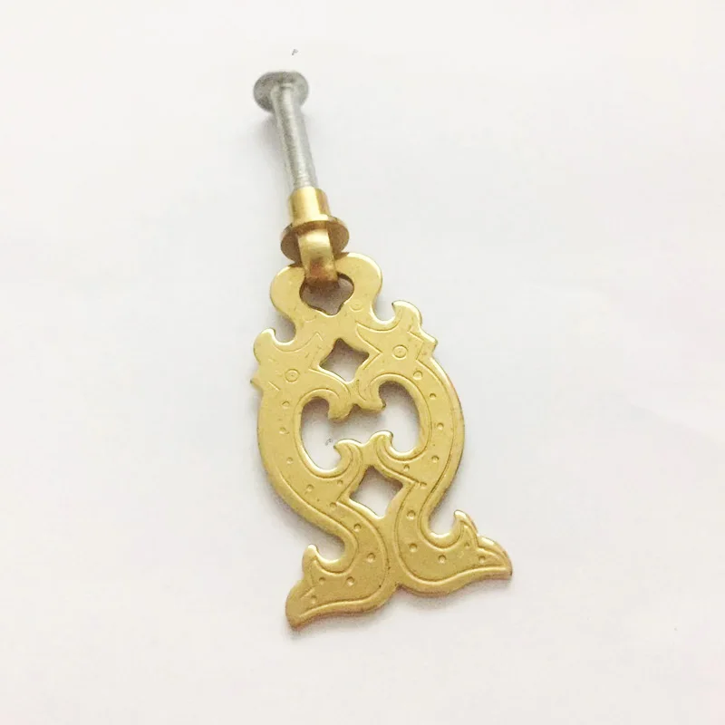 

Латунная ручка для шкафа в форме рыбы COTOM