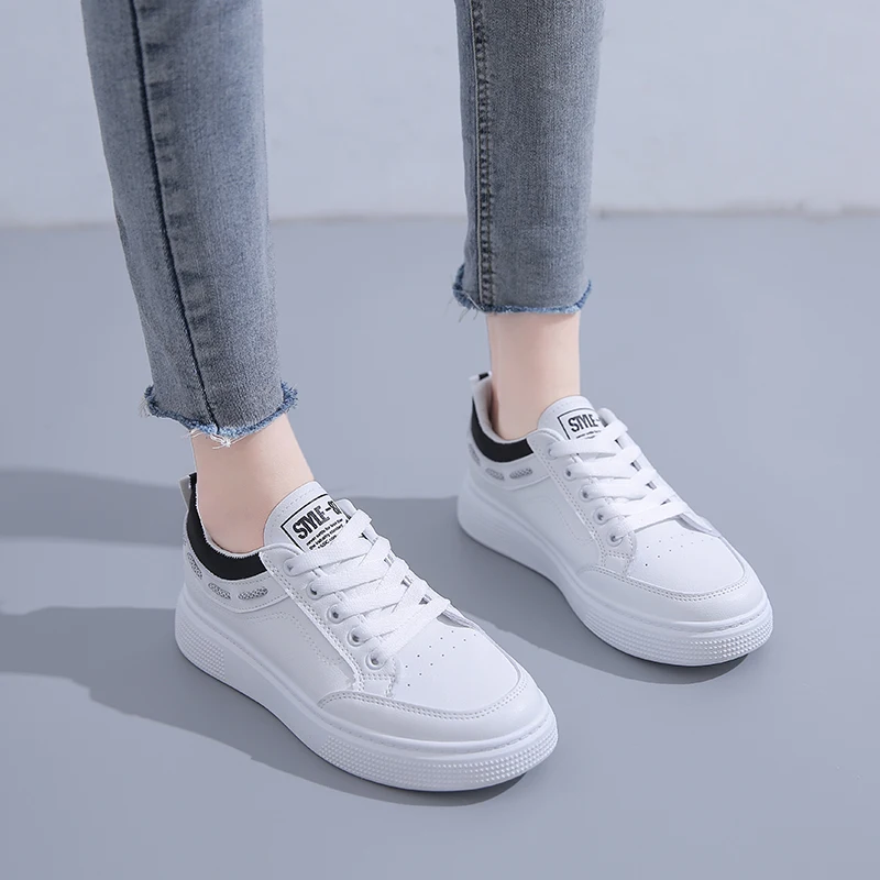 New Classic White Leather School Sneakers Women Comfortable PU Breathable Shose Women Outdoor Walking Non Slip Women Flat Shoes