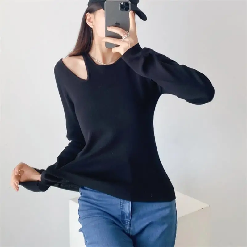 

MESTTRAF Sexy Design 2022 Women Solid Color Hollow Out Shoulders Knit Sweater Retro Round Neck Long Sleeve Female Pullovers