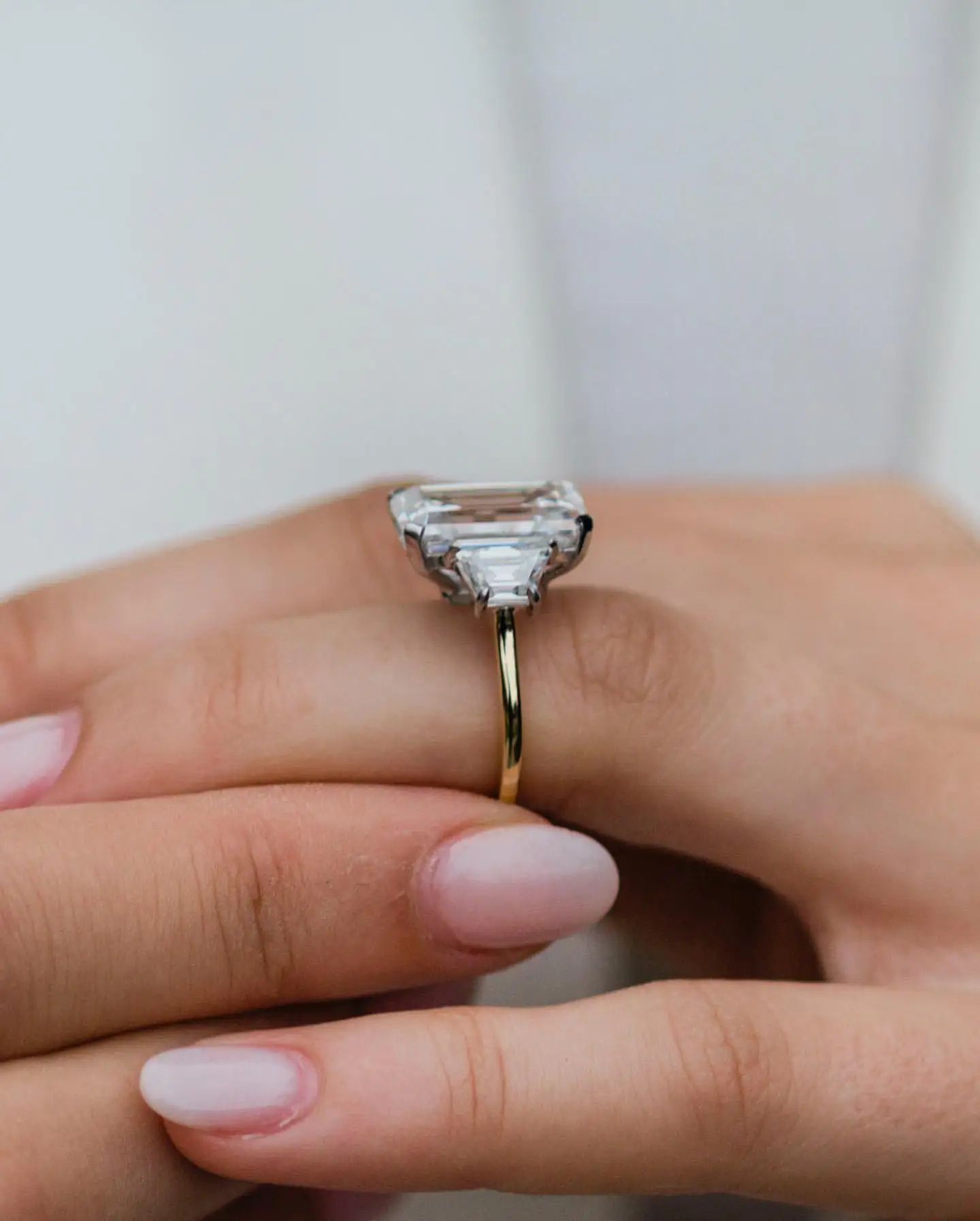 JOVOVASMILE Fashion Moissanite Diamond Wedding Ring 9carat 13x9.5mm Emerald Cut Two-Tone 925 Silver Plated White And Yellow Gold