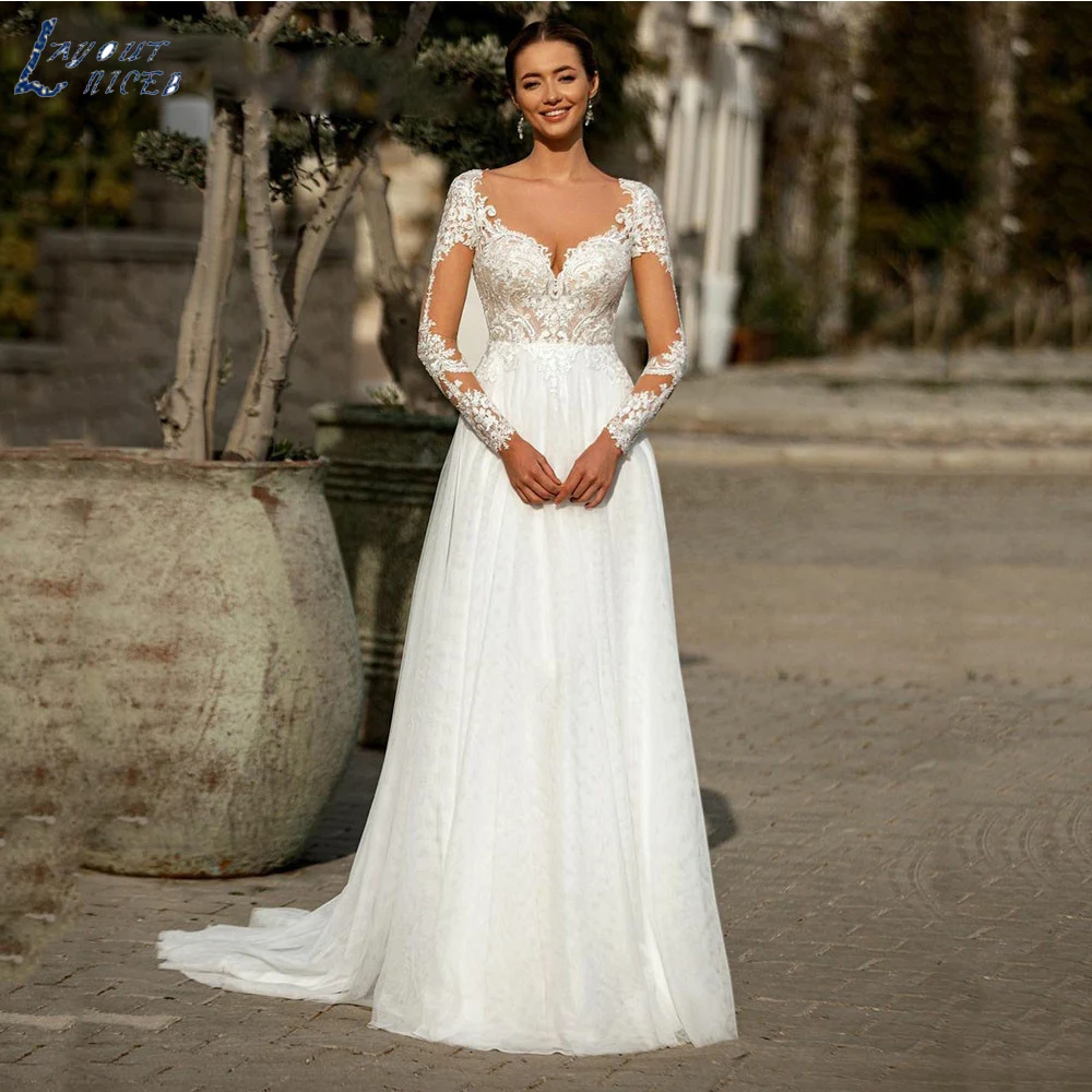 

Bohemian A Line Long Sleeve Appliques Wedding Dresses Boho V-neck Beach A-line Tulle Bride Gowns Sweep Train Bridal Robes